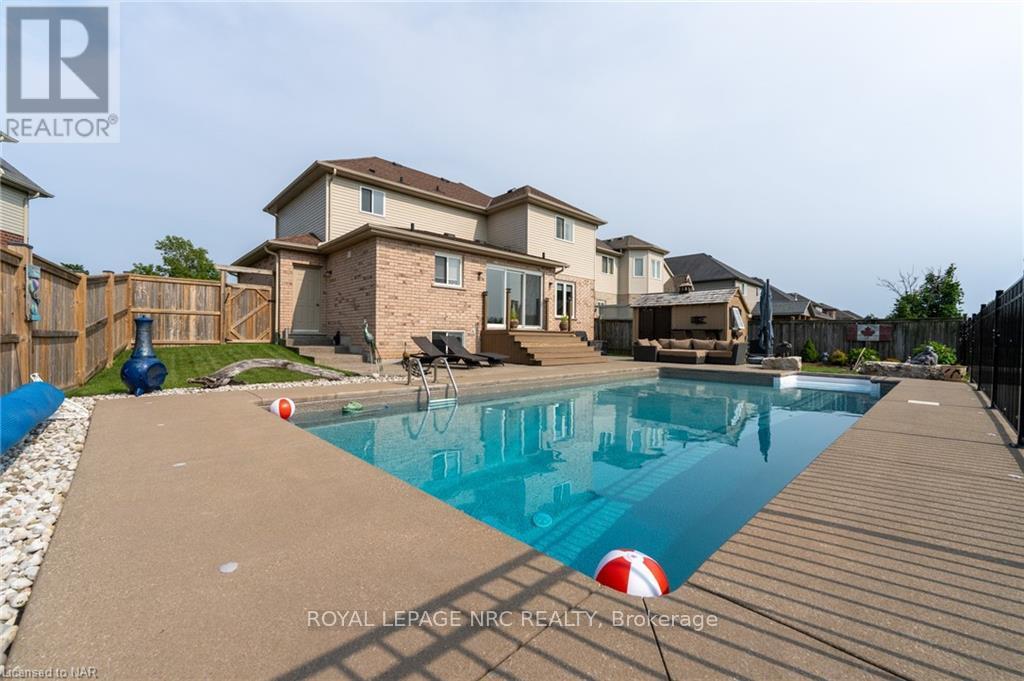 535 Carrie Avenue, Fort Erie, Ontario  L0S 1N0 - Photo 42 - X12033923