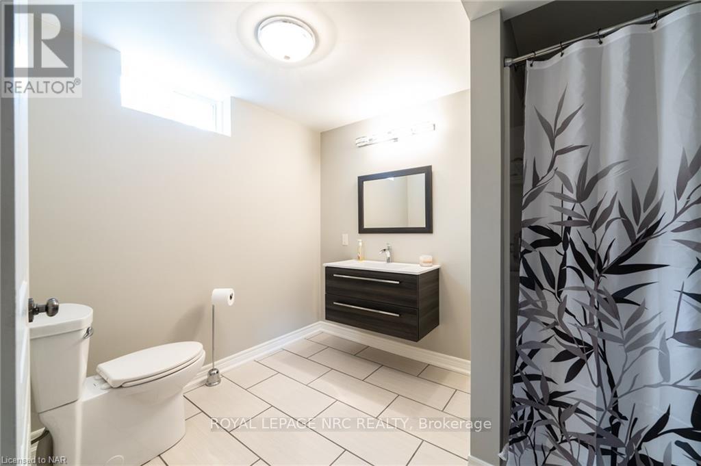 535 Carrie Avenue, Fort Erie, Ontario  L0S 1N0 - Photo 31 - X12033923