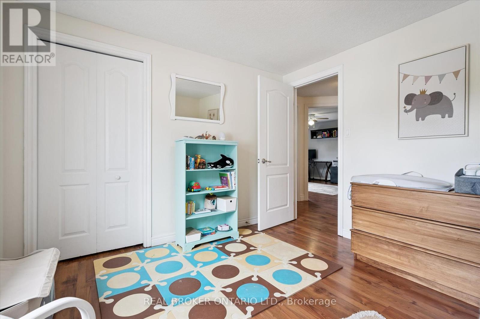 18 Pearwood Court, Kitchener, Ontario  N2P 2L1 - Photo 25 - X12367405