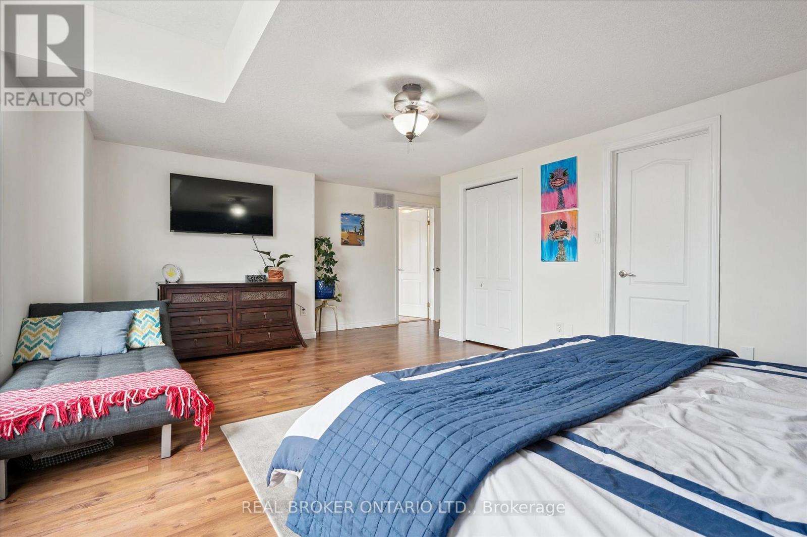 18 Pearwood Court, Kitchener, Ontario  N2P 2L1 - Photo 27 - X12367405