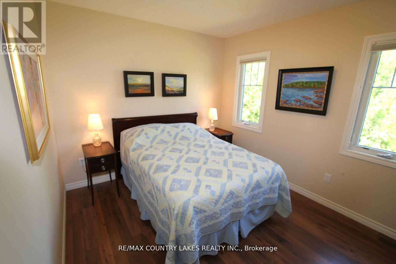 275 Mcguire Beach Road, Kawartha Lakes, Ontario  K0M 2B0 - Photo 20 - X12373844