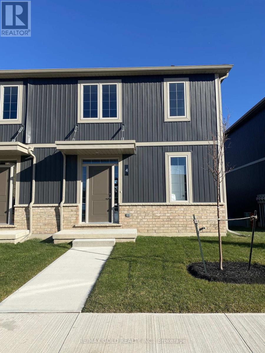 4 - 18 CORBIN STREET, St. Catharines, Ontario