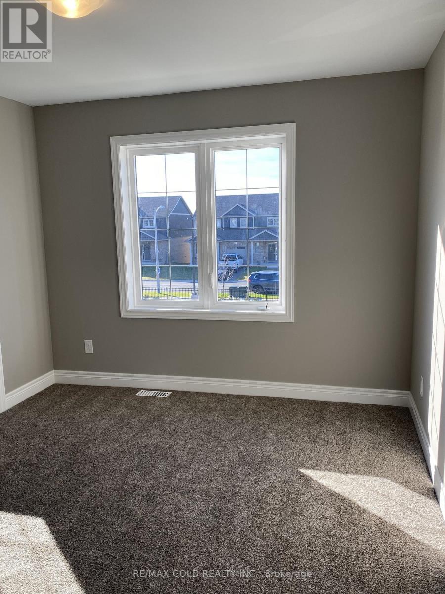 4 - 18 Corbin Street, St. Catharines, Ontario  L2P 0E8 - Photo 14 - X12373895