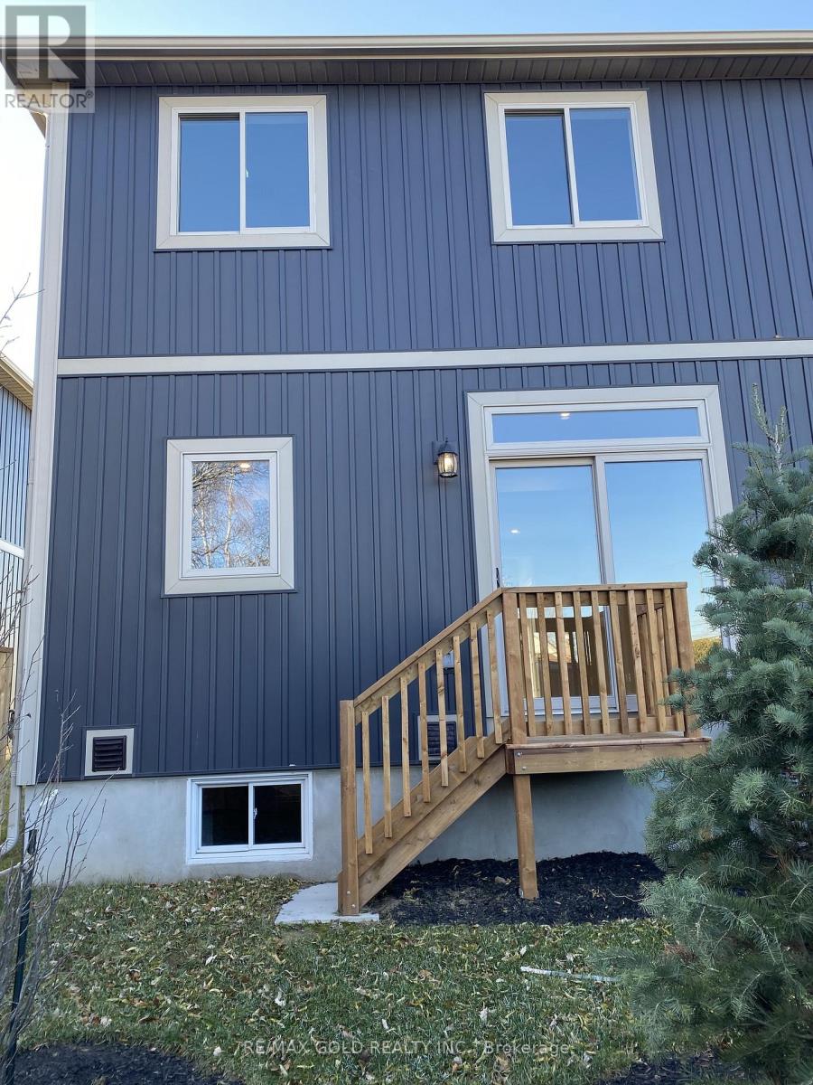 4 - 18 Corbin Street, St. Catharines, Ontario  L2P 0E8 - Photo 20 - X12373895