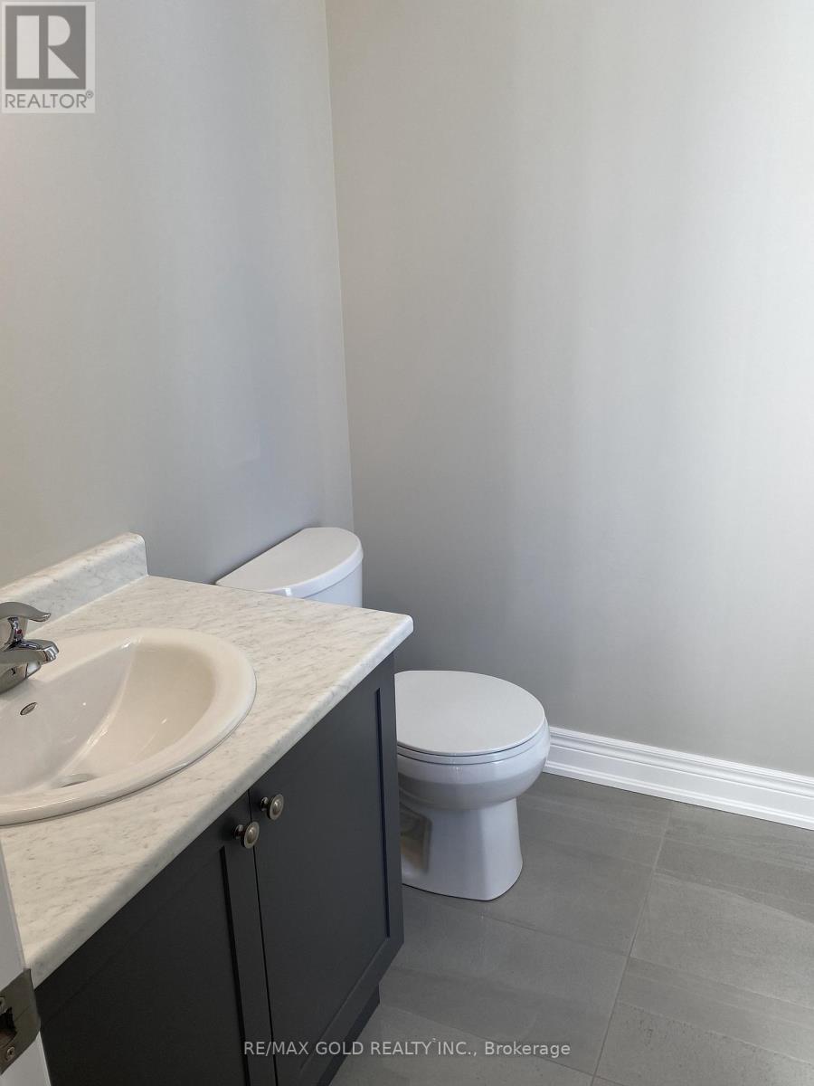 4 - 18 Corbin Street, St. Catharines, Ontario  L2P 0E8 - Photo 5 - X12373895