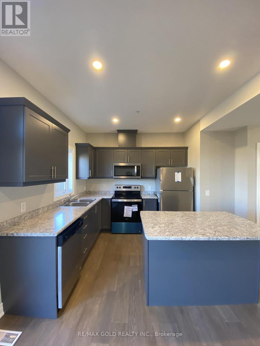 4 - 18 Corbin Street, St. Catharines, Ontario  L2P 0E8 - Photo 6 - X12373895