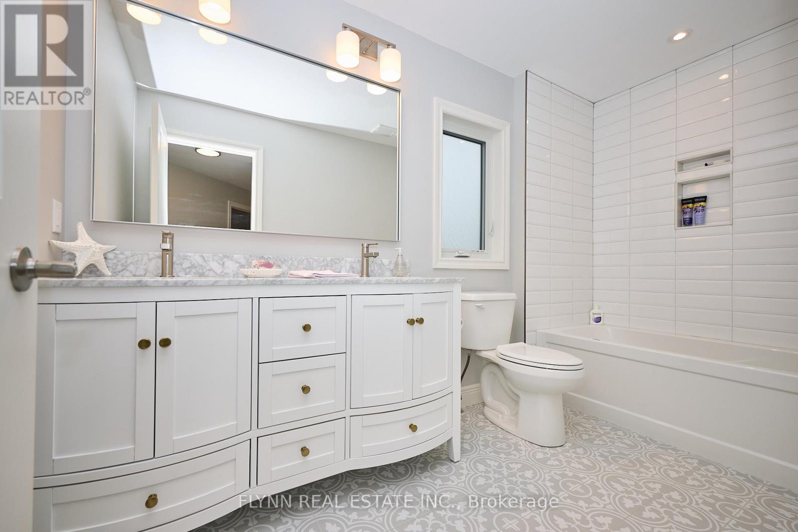 8880 Angie Drive, Niagara Falls, Ontario  L2H 3W8 - Photo 28 - X12373921