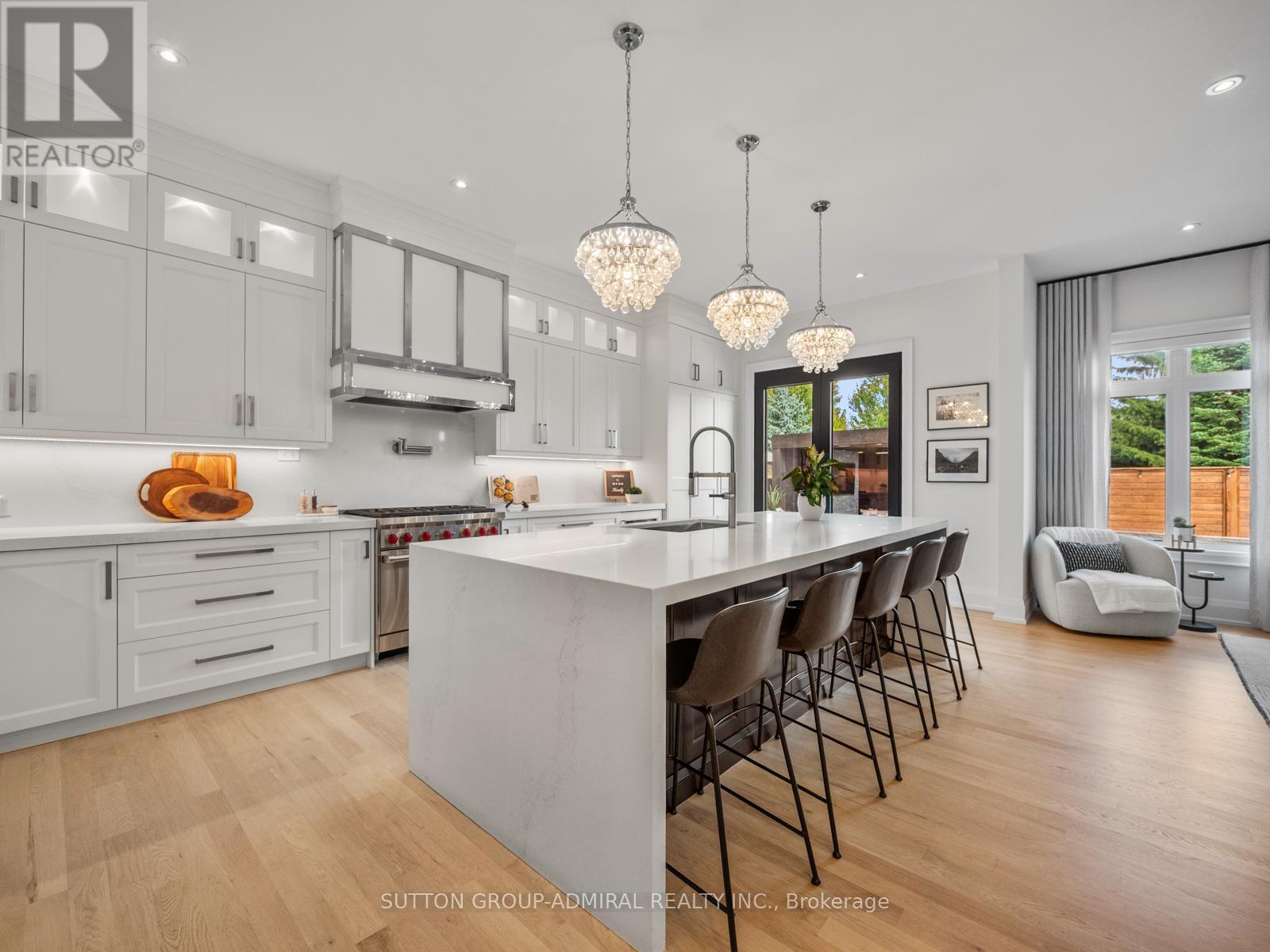 29 Kylemount Court, Vaughan, Ontario  L4J 0E6 - Photo 6 - N12373610