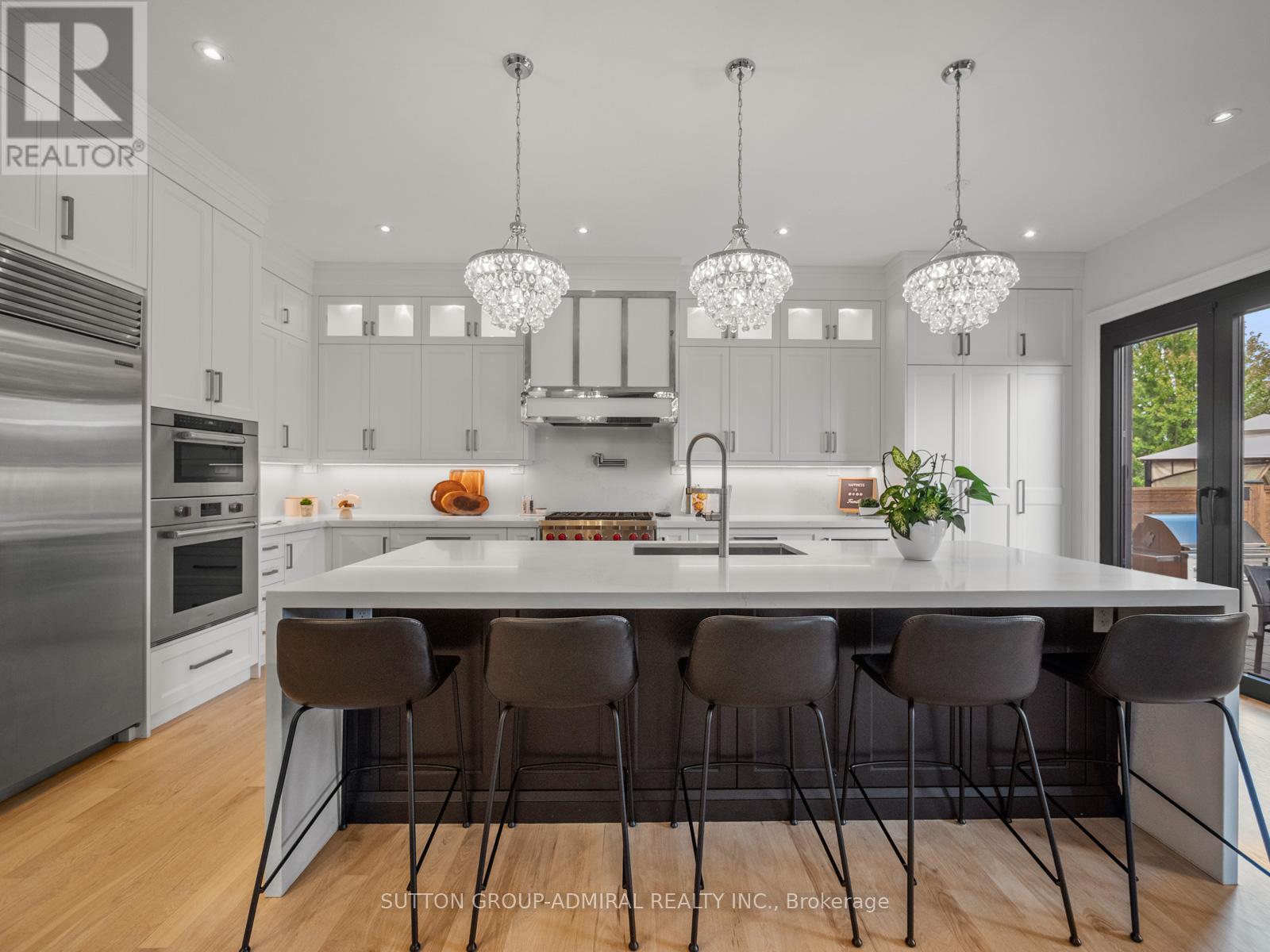29 Kylemount Court, Vaughan, Ontario  L4J 0E6 - Photo 7 - N12373610