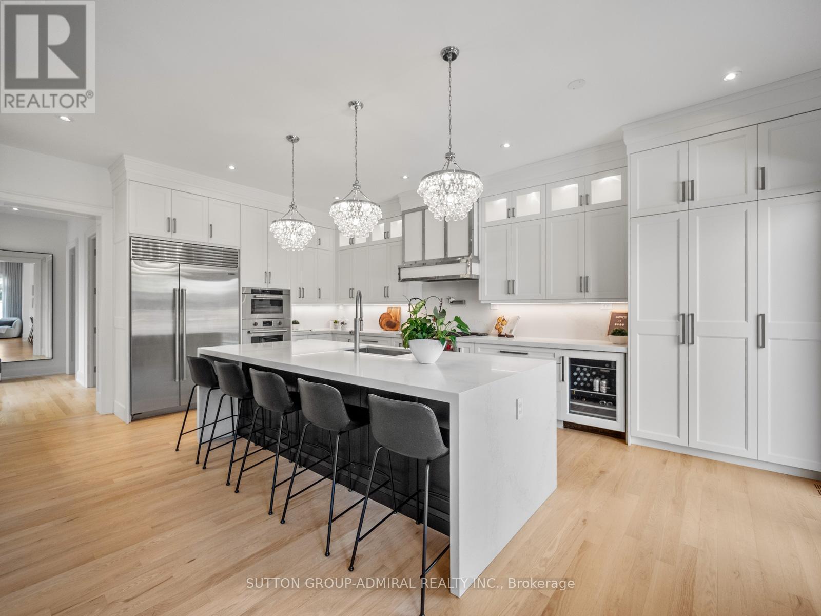 29 Kylemount Court, Vaughan, Ontario  L4J 0E6 - Photo 8 - N12373610