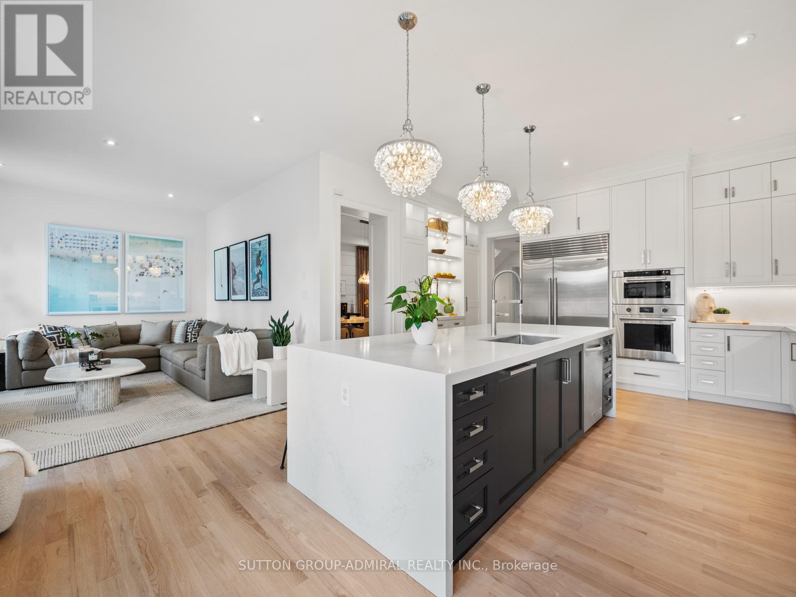 29 Kylemount Court, Vaughan, Ontario  L4J 0E6 - Photo 10 - N12373610