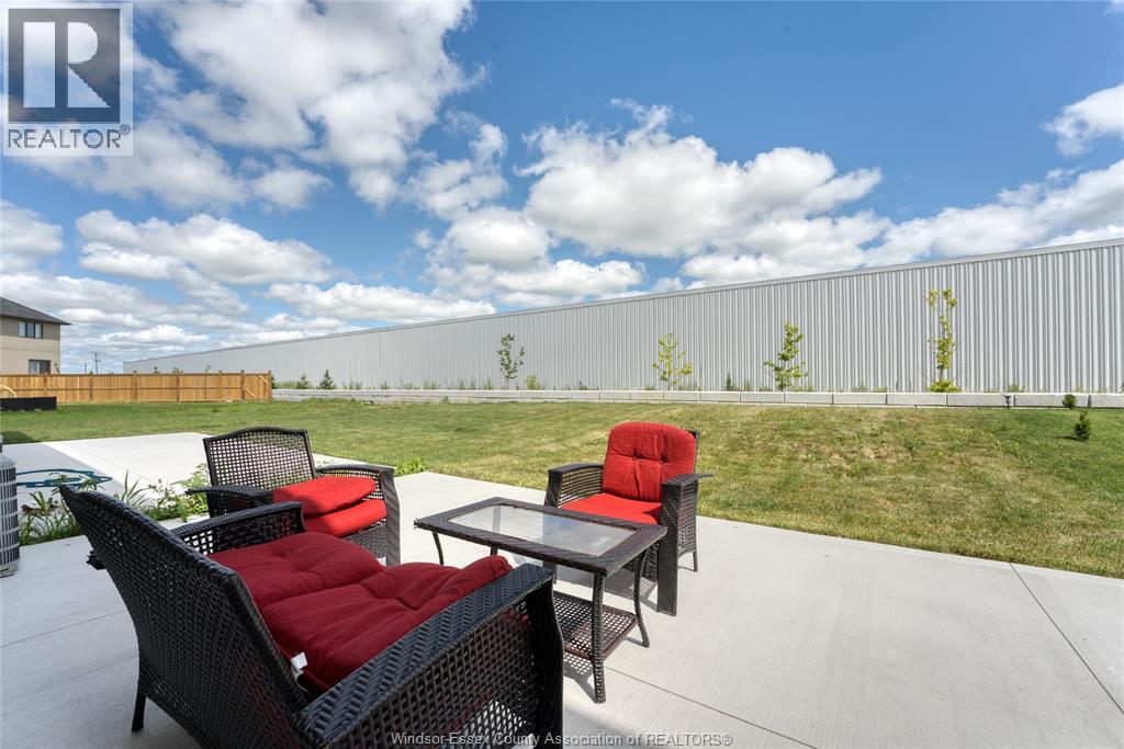 102 Lane Street, Essex, Ontario  N8M 0B2 - Photo 41 - 25022064