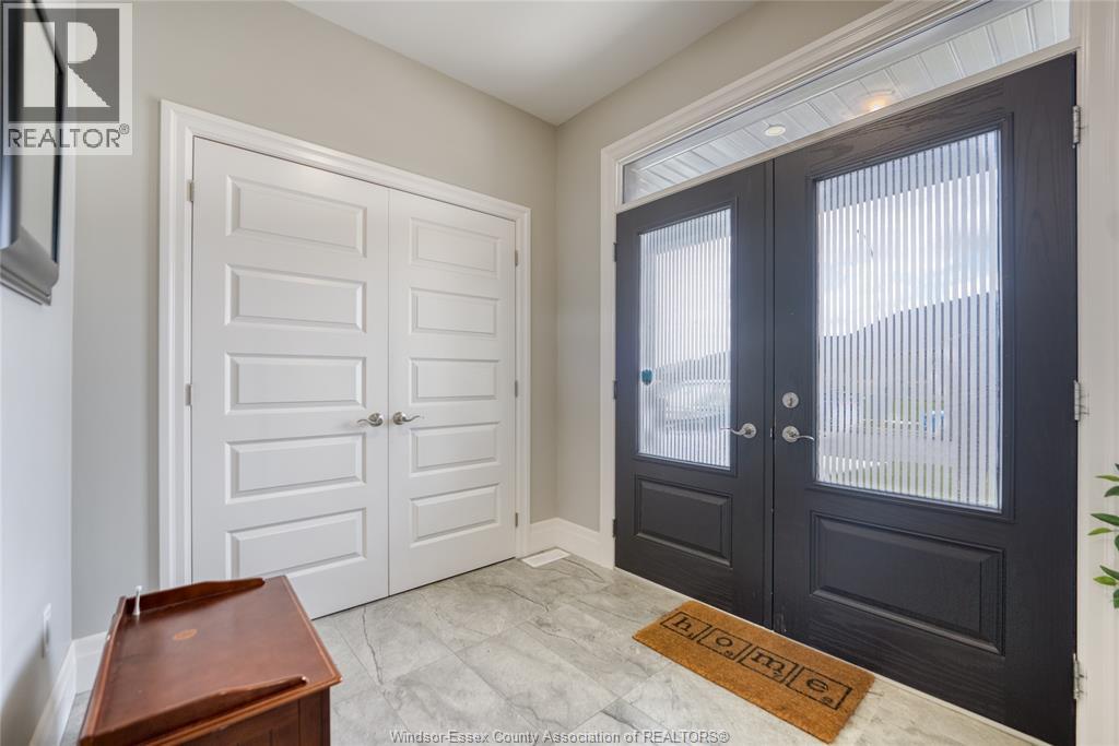 102 Lane Street, Essex, Ontario  N8M 0B2 - Photo 7 - 25022064