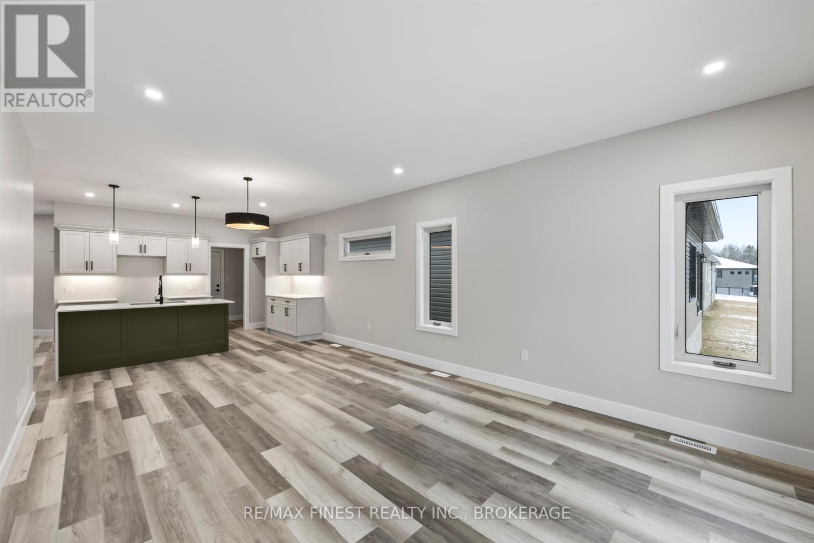 161 Creighton Drive, Loyalist, Ontario  K0K 2H0 - Photo 16 - X12192578