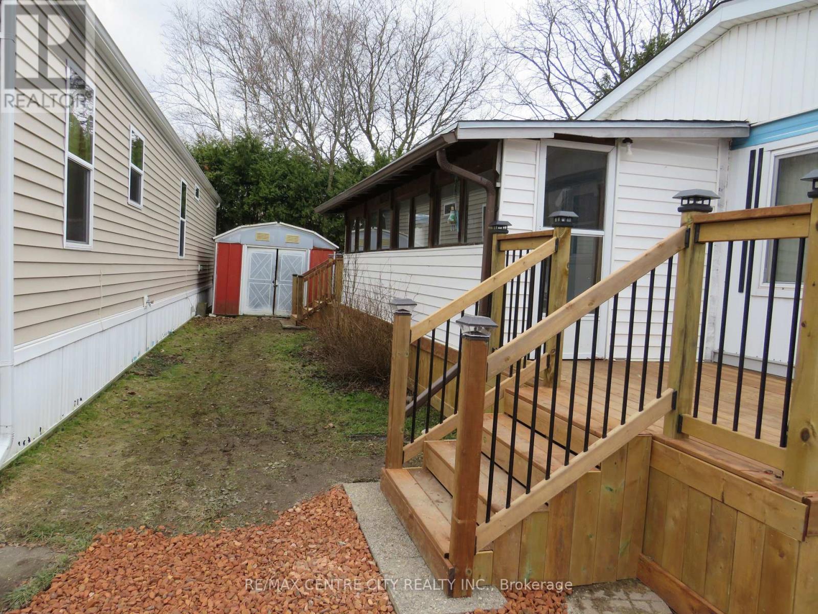 21 - 2189 Dundas Street E, London East, Ontario  N5V 1H3 - Photo 3 - X12033033