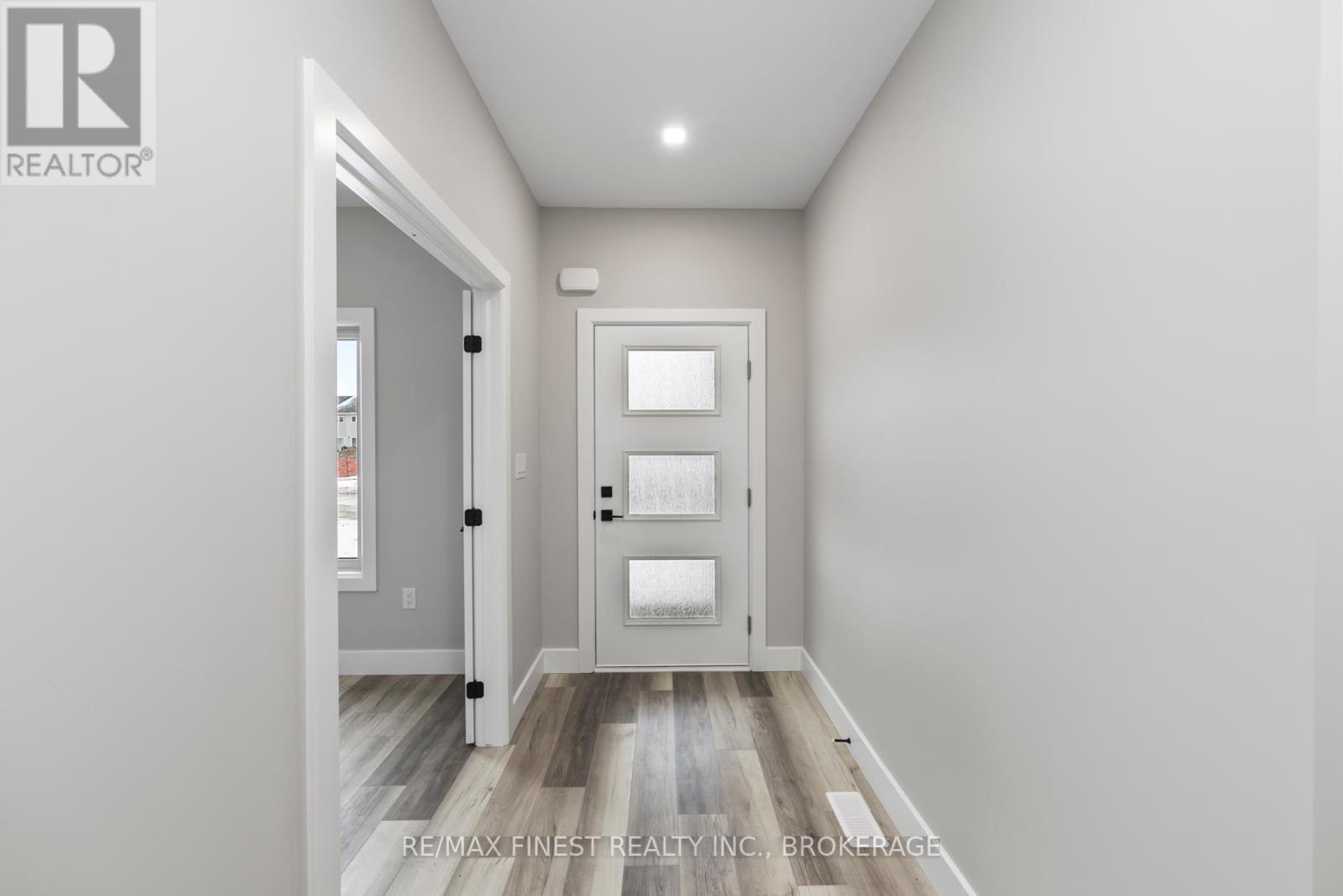 161 Creighton Drive, Loyalist, Ontario  K0K 2H0 - Photo 3 - X12192578