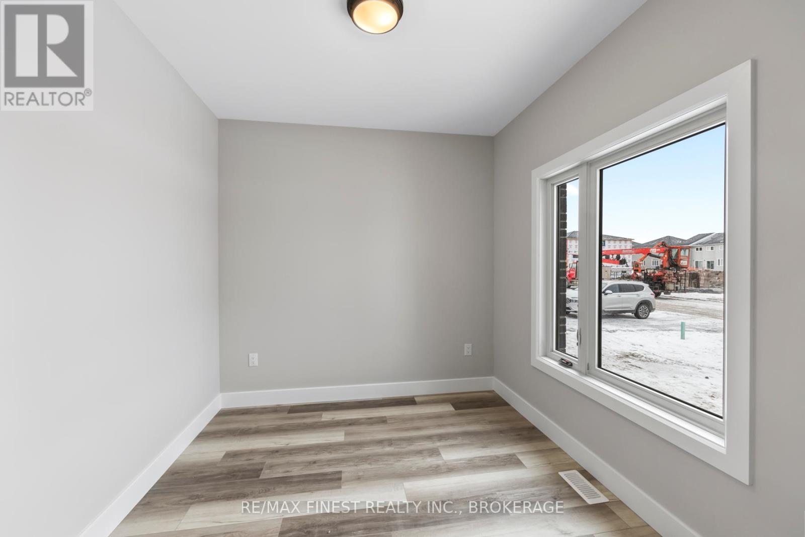 161 Creighton Drive, Loyalist, Ontario  K0K 2H0 - Photo 5 - X12192578