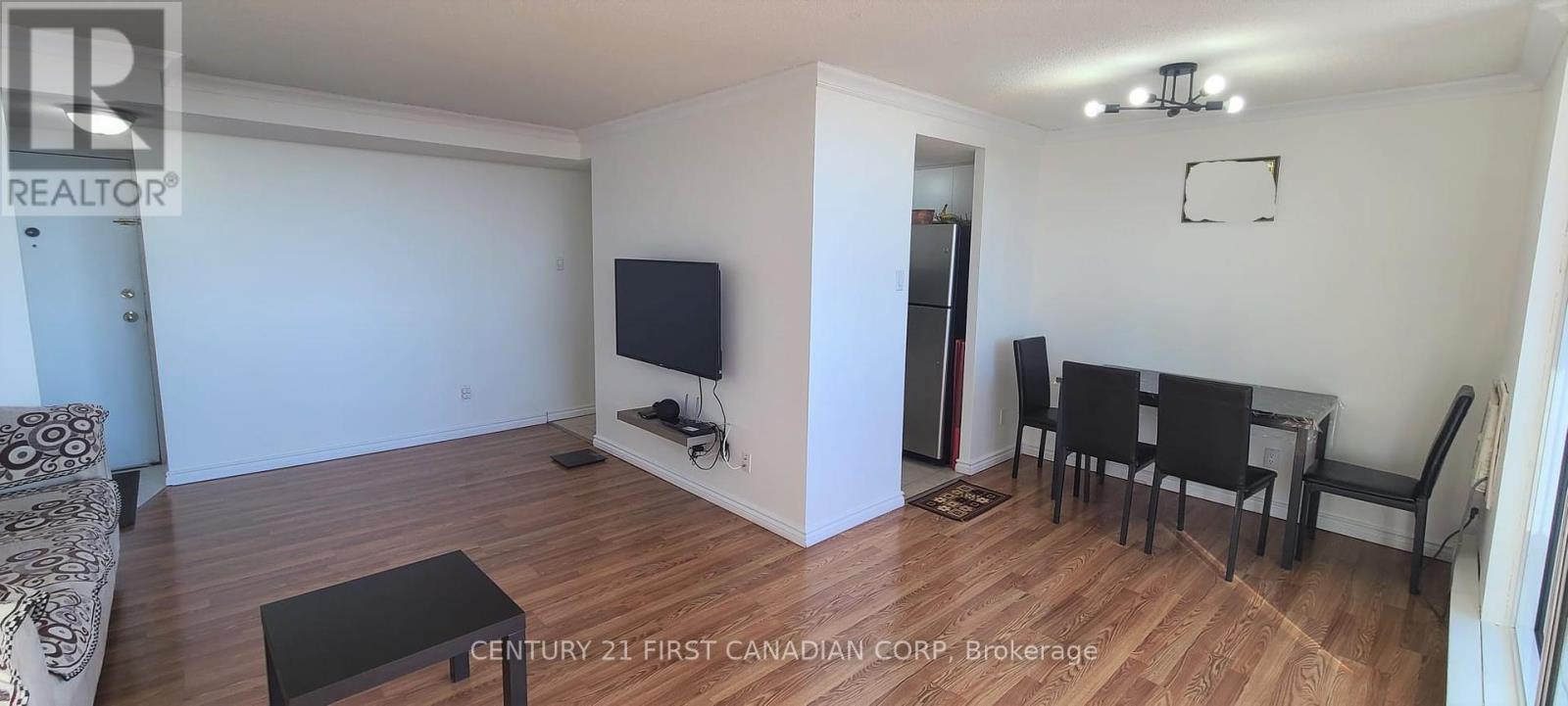 1602 - 1105 Jalna Boulevard, London South, Ontario  N6E 2S9 - Photo 8 - X12122149