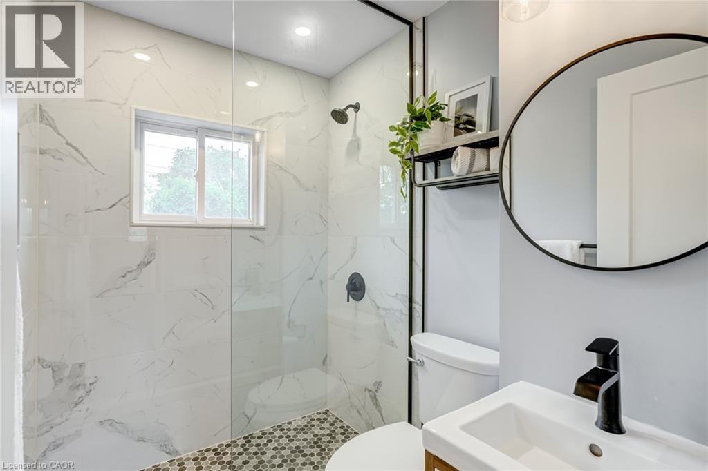 39 East Bend Avenue S, Hamilton, Ontario  L8M 3E4 - Photo 33 - 40764414