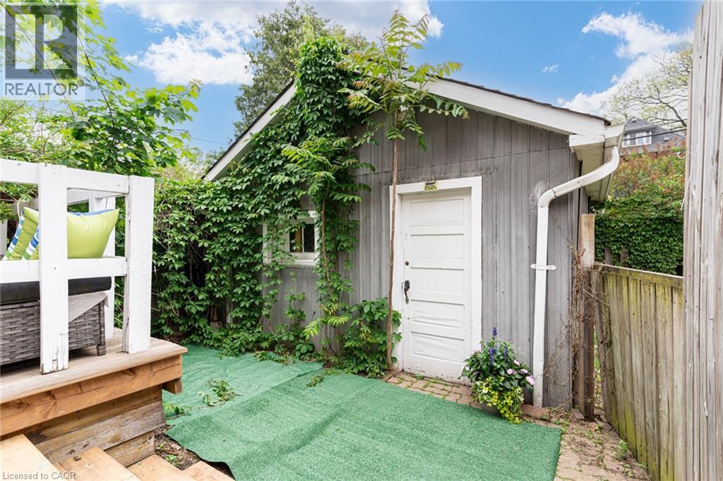 39 East Bend Avenue S, Hamilton, Ontario  L8M 3E4 - Photo 38 - 40764414