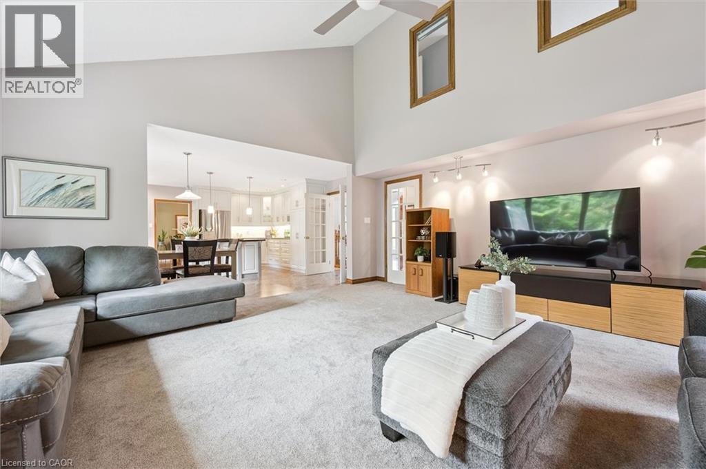 323 Amberwood Drive, Waterloo, Ontario  N2T 2E9 - Photo 10 - 40763619