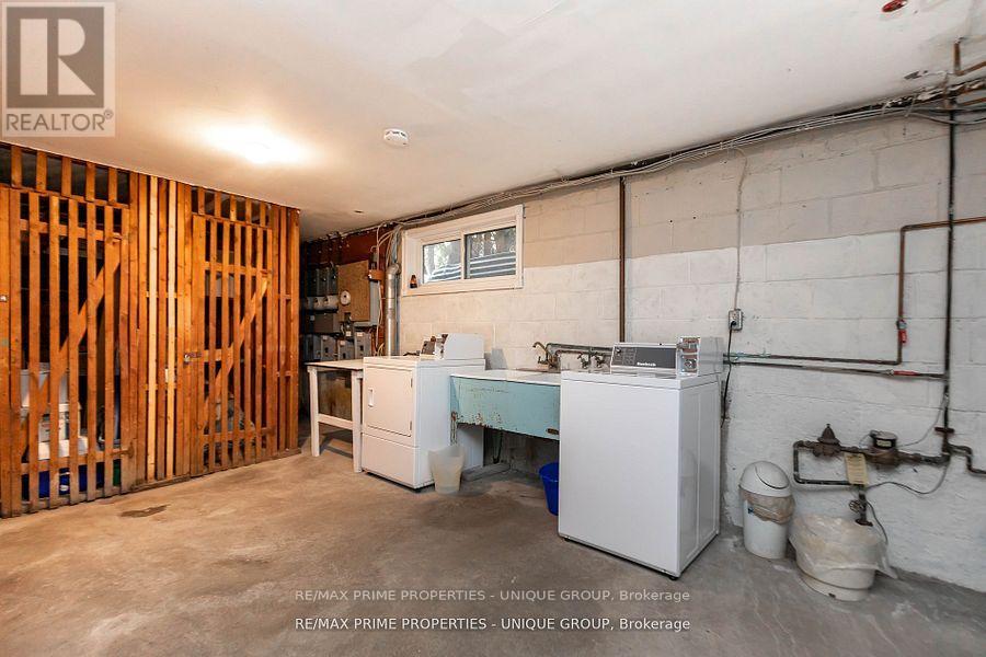 157 Berry Road, Toronto, Ontario  M8Y 1W4 - Photo 15 - W12373408