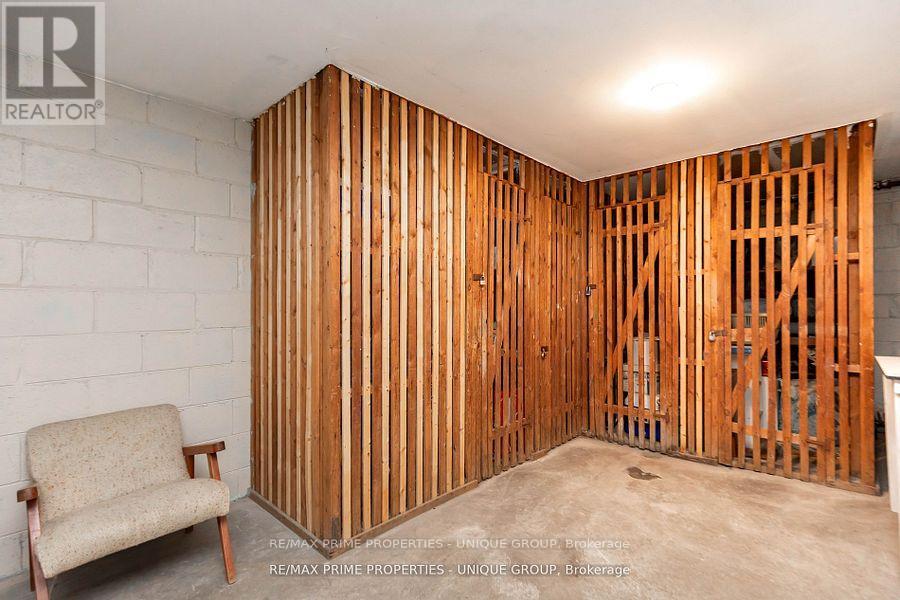 157 Berry Road, Toronto, Ontario  M8Y 1W4 - Photo 16 - W12373408