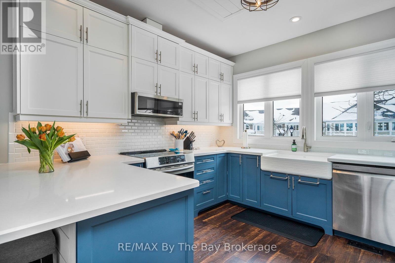 40 Cranberry Surf, Collingwood, Ontario  L9Y 5C4 - Photo 9 - S12372857