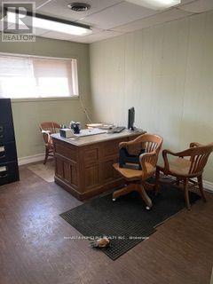 5612 James Street, Lucan Biddulph, Ontario  N0M 2J0 - Photo 12 - X12374043