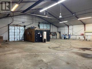 5612 James Street, Lucan Biddulph, Ontario  N0M 2J0 - Photo 19 - X12374043