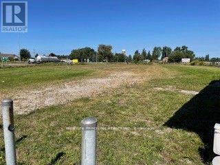 5612 James Street, Lucan Biddulph, Ontario  N0M 2J0 - Photo 3 - X12374043
