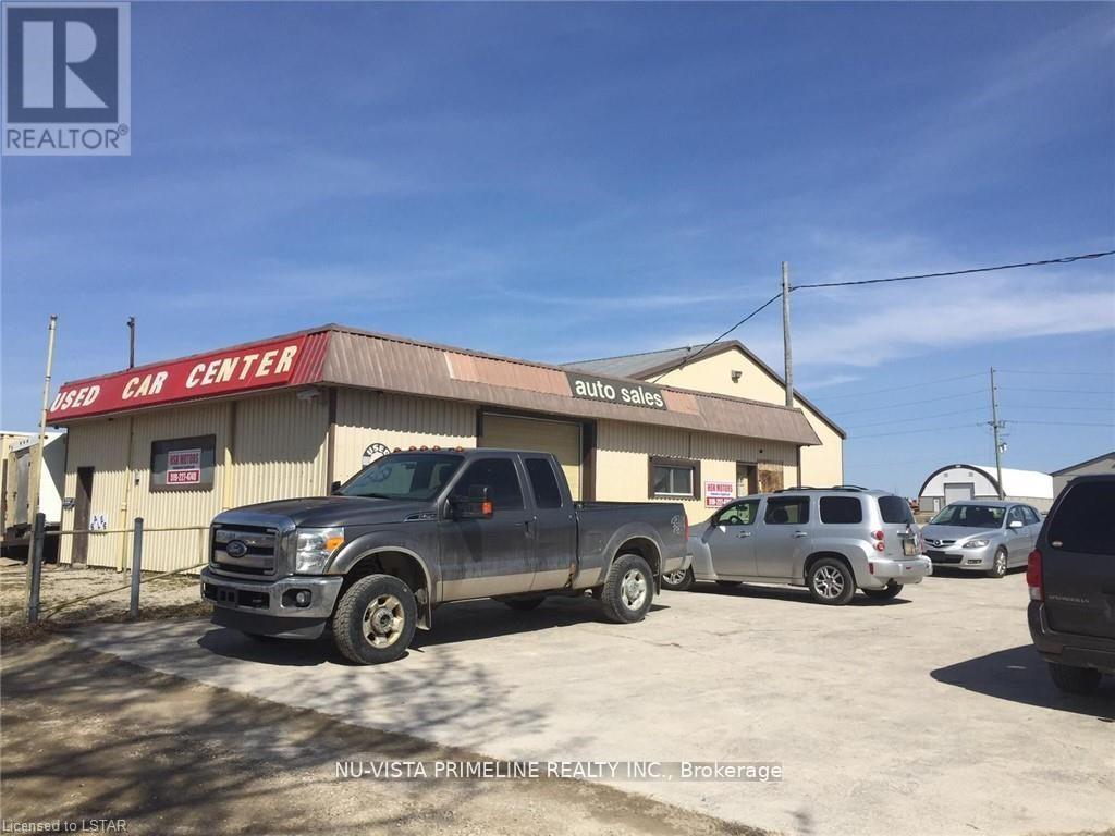 5612 James Street, Lucan Biddulph, Ontario  N0M 2J0 - Photo 8 - X12374043