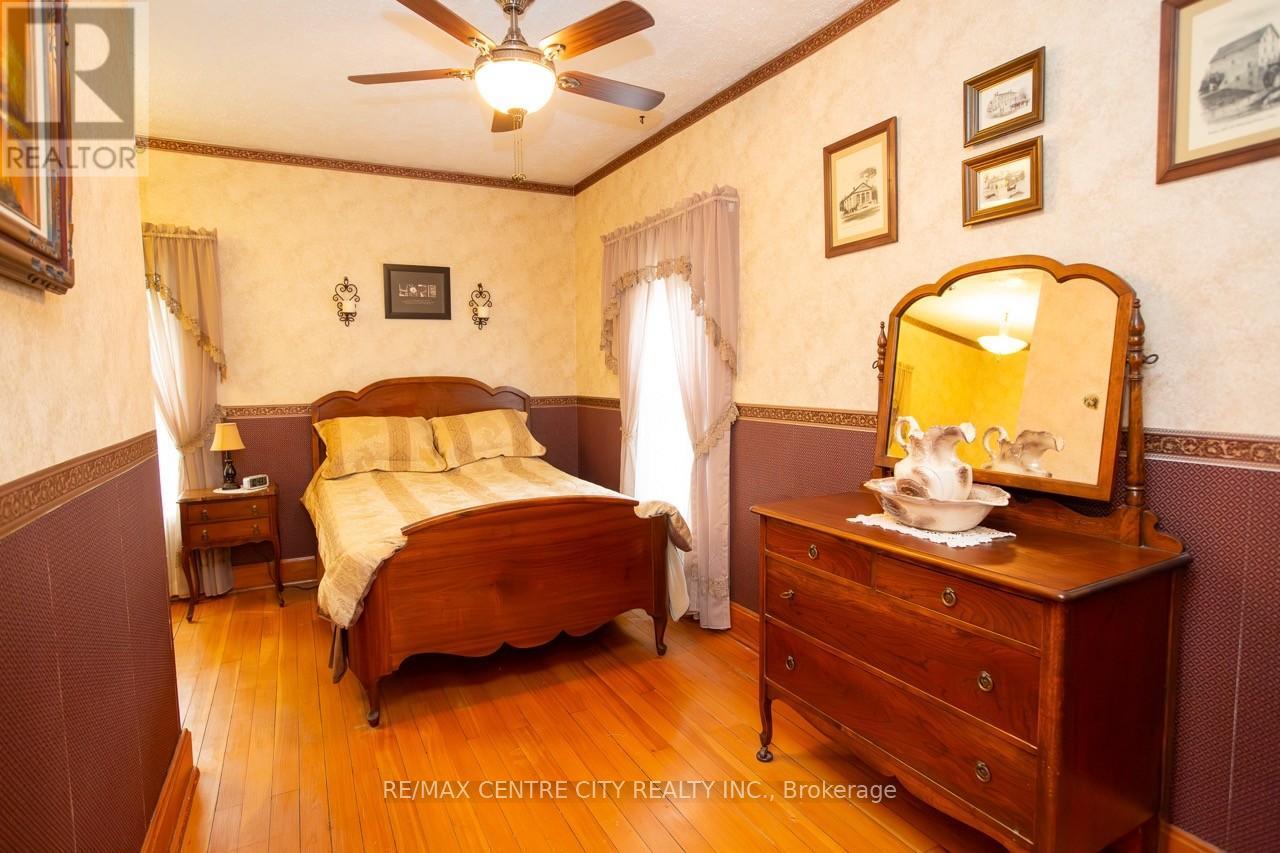 218 Woodstock Street N, East Zorra-Tavistock, Ontario  N0B 2R0 - Photo 28 - X12374181