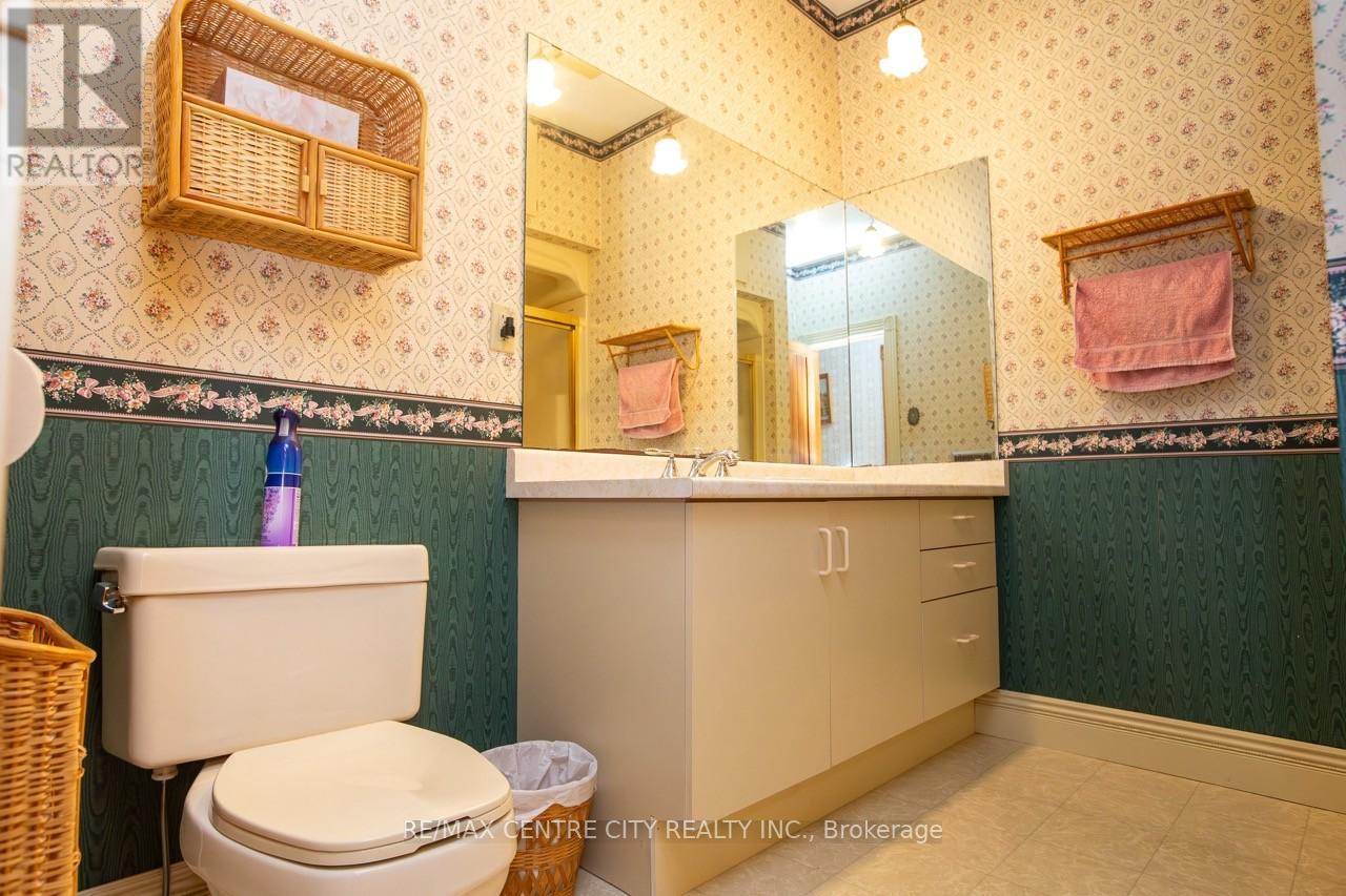 218 Woodstock Street N, East Zorra-Tavistock, Ontario  N0B 2R0 - Photo 30 - X12374181