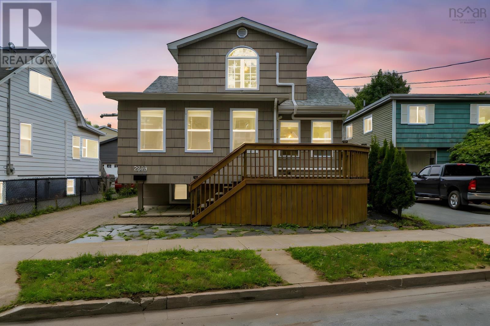 2828 Connolly Street, Halifax, Nova Scotia  B3L 3N4 - Photo 1 - 202522087