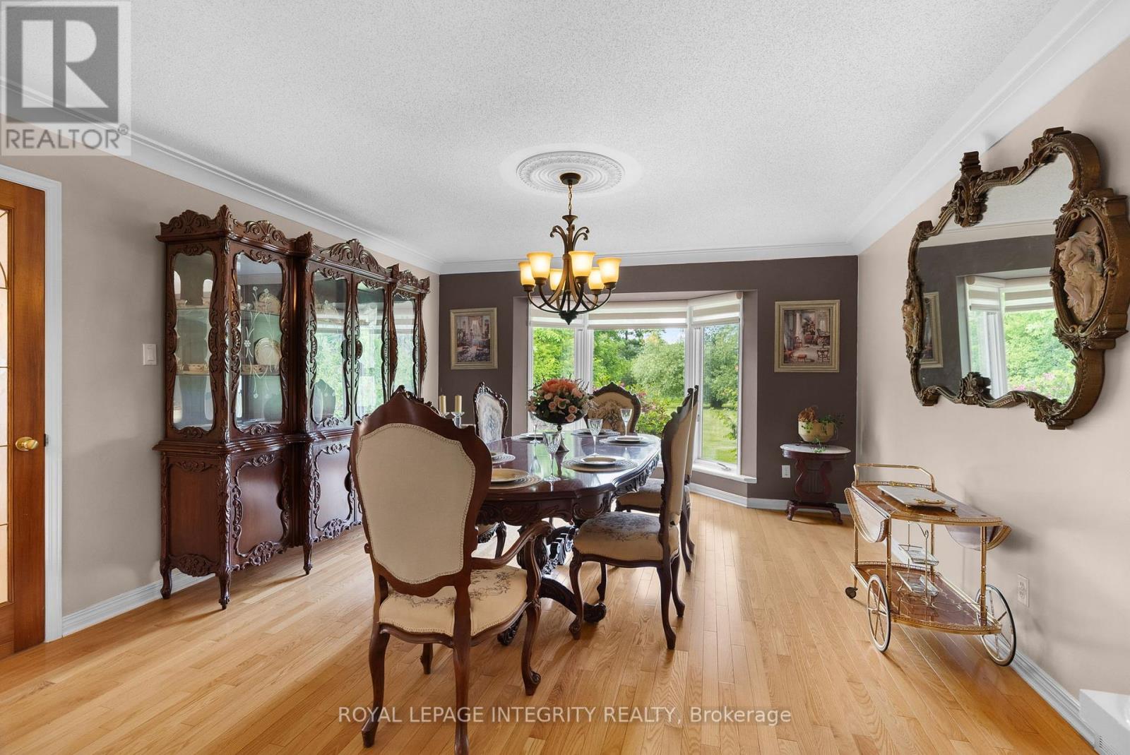 22 Marchbrook Circle, Ottawa, Ontario  K2W 1A1 - Photo 16 - X12374046
