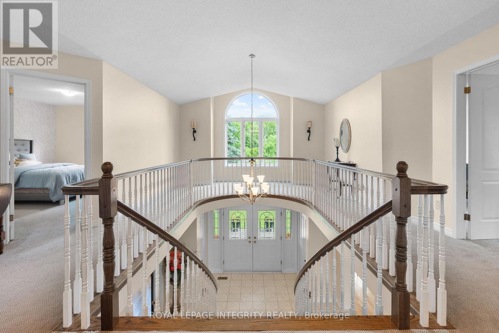 22 Marchbrook Circle, Ottawa, Ontario  K2W 1A1 - Photo 23 - X12374046