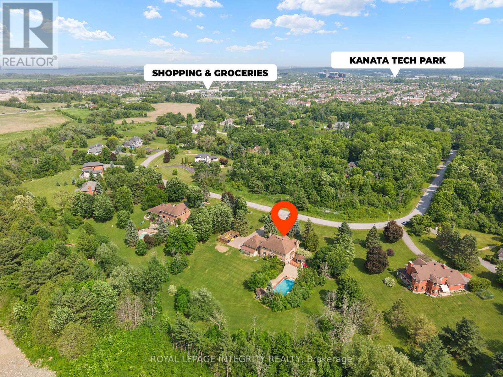 22 Marchbrook Circle, Ottawa, Ontario  K2W 1A1 - Photo 50 - X12374046