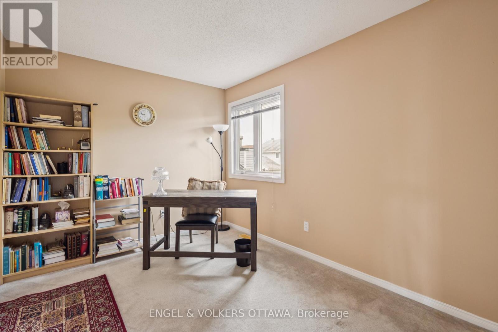 2213 Noblewood Way, Ottawa, Ontario  K1W 1E7 - Photo 33 - X12374070