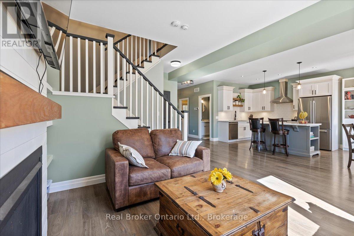 3971 Milton Street, Perth East, Ontario  N0B 2P0 - Photo 17 - X12374051