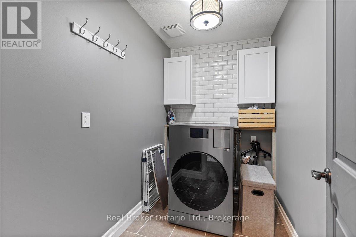 3971 Milton Street, Perth East, Ontario  N0B 2P0 - Photo 19 - X12374051