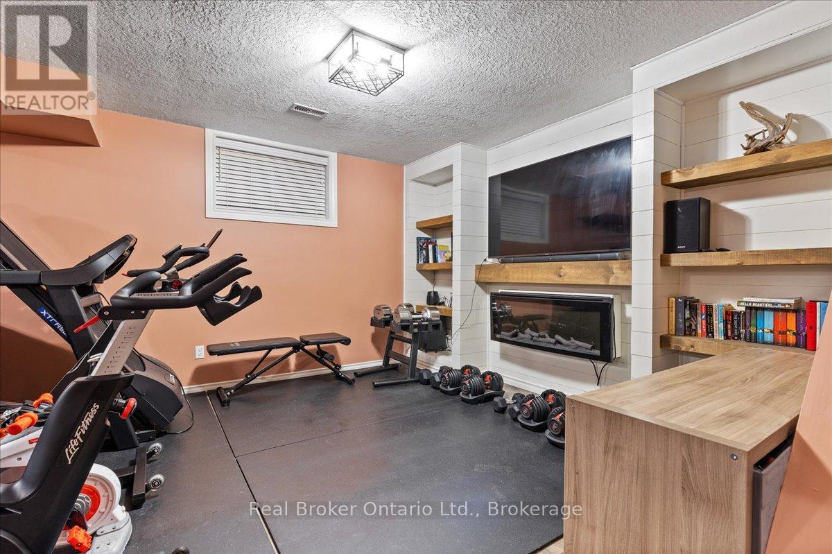 3971 Milton Street, Perth East, Ontario  N0B 2P0 - Photo 35 - X12374051