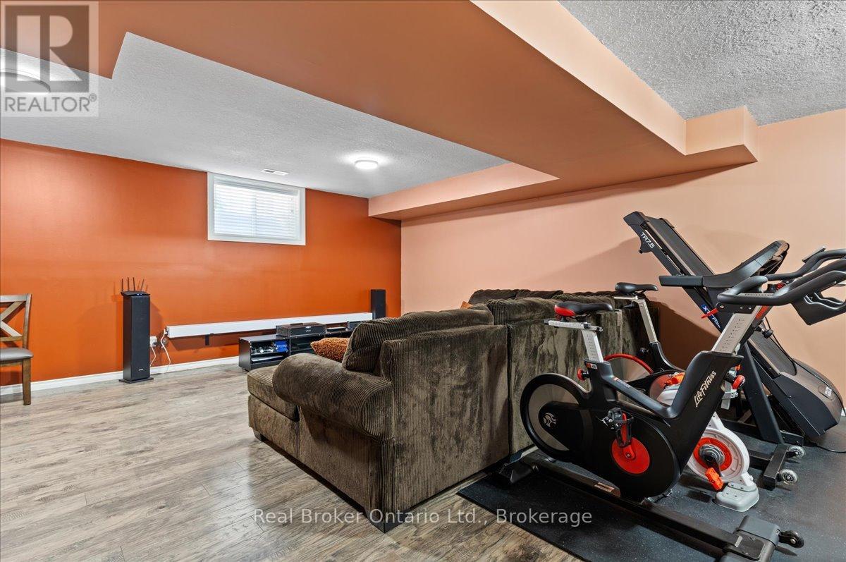 3971 Milton Street, Perth East, Ontario  N0B 2P0 - Photo 36 - X12374051