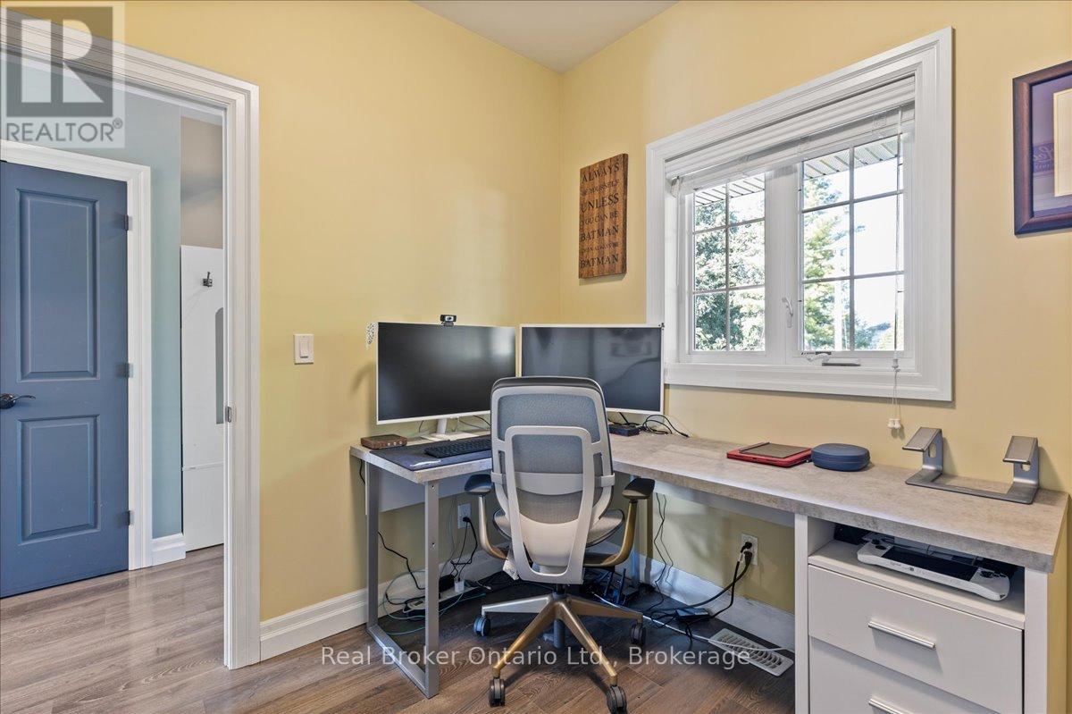 3971 Milton Street, Perth East, Ontario  N0B 2P0 - Photo 5 - X12374051