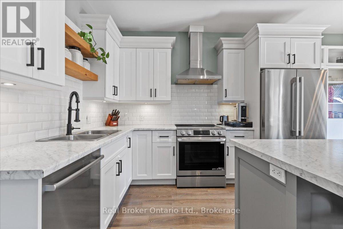 3971 Milton Street, Perth East, Ontario  N0B 2P0 - Photo 9 - X12374051