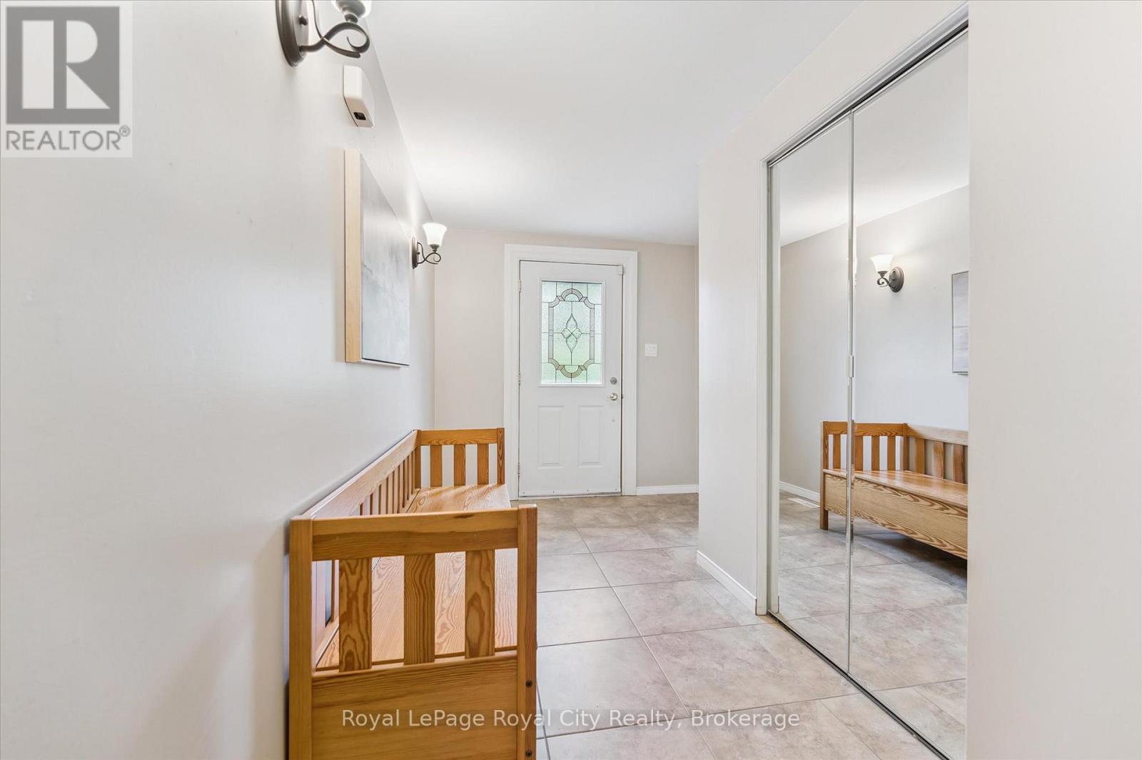 47 Argyle Drive, Guelph, Ontario  N1G 2P4 - Photo 10 - X12374081