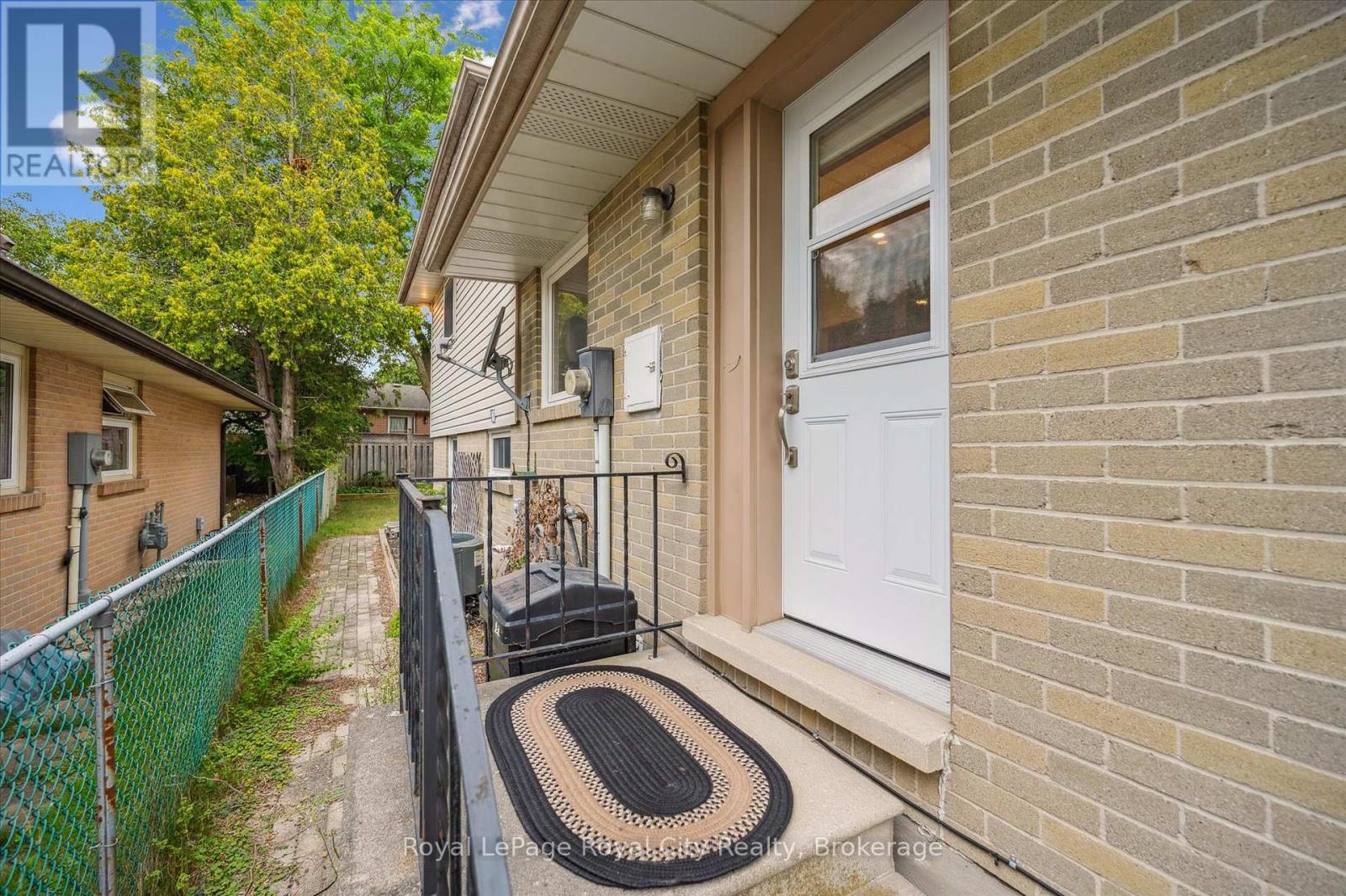 47 Argyle Drive, Guelph, Ontario  N1G 2P4 - Photo 39 - X12374081