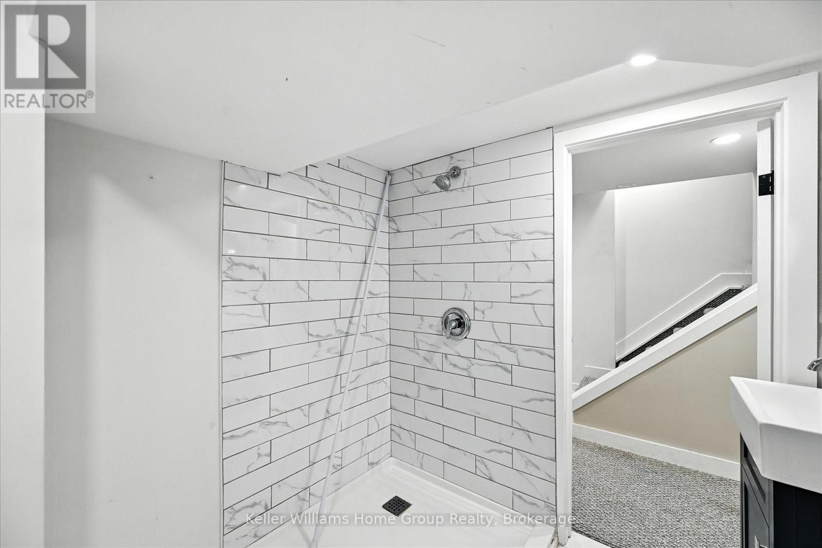 82 Rosemont Avenue, Hamilton, Ontario L8L 2M5 - Photo 34 - X12374082