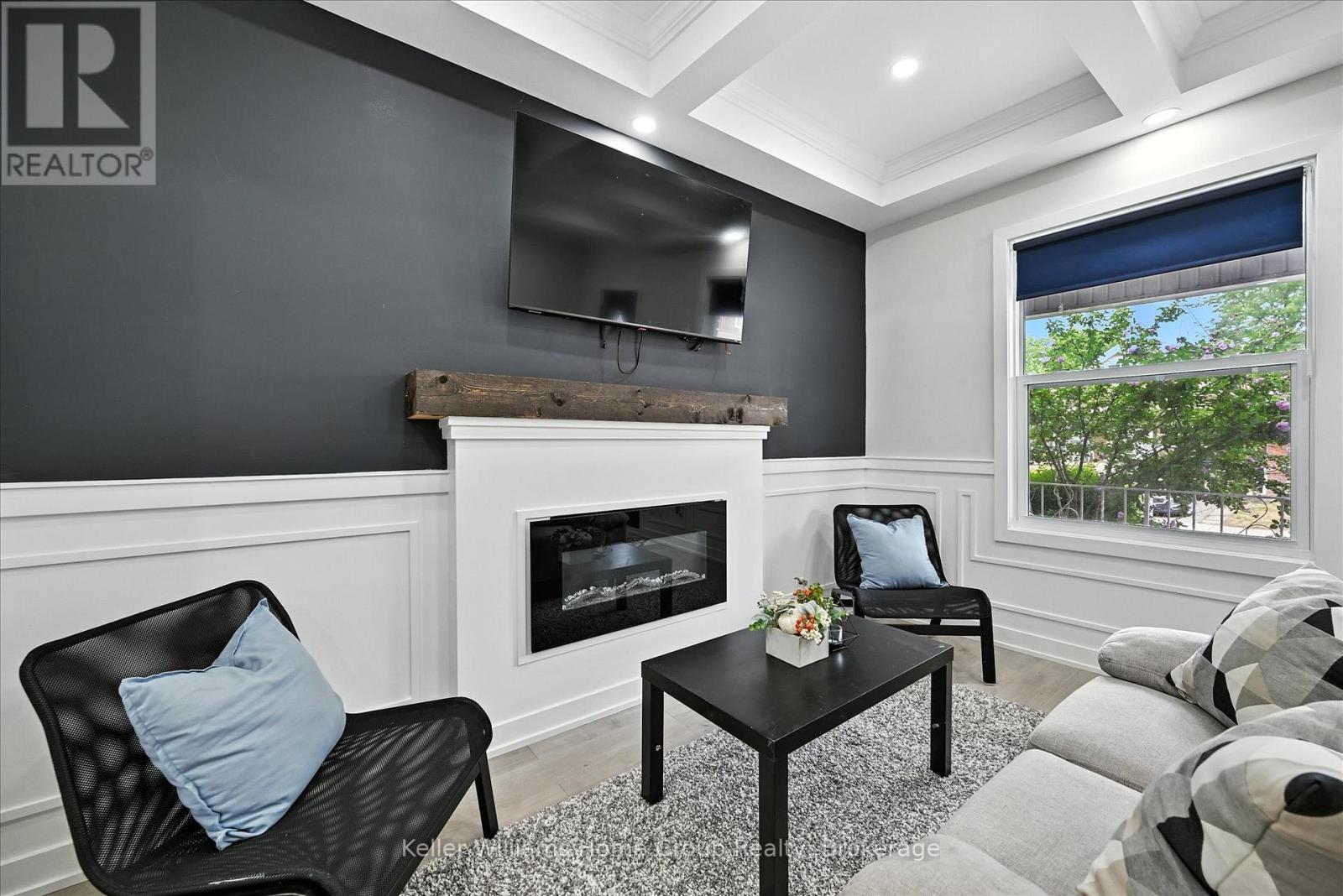 82 Rosemont Avenue, Hamilton, Ontario L8L 2M5 - Photo 7 - X12374082