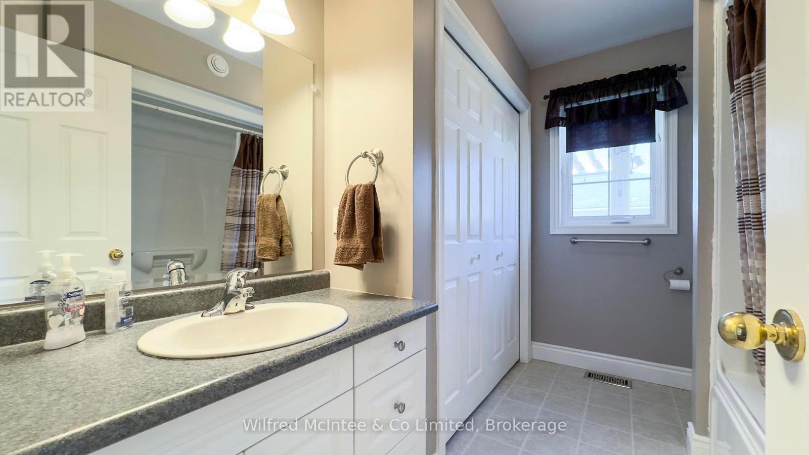 12 Jonathan Crescent, South Bruce, Ontario  N0G 2J0 - Photo 26 - X12374094